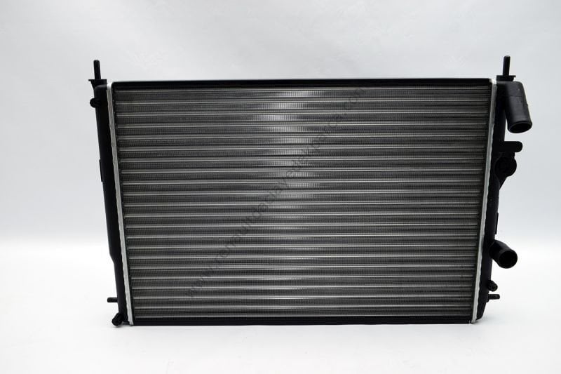 Su Radyatörü Dacia Logan Megane BVA Müşürsüz Tip