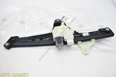 Renault Clio 5 Sol Ön Cam Krikosu 807216723R