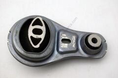 Motor Takozu Master 3 Alt 2010 Sonrası