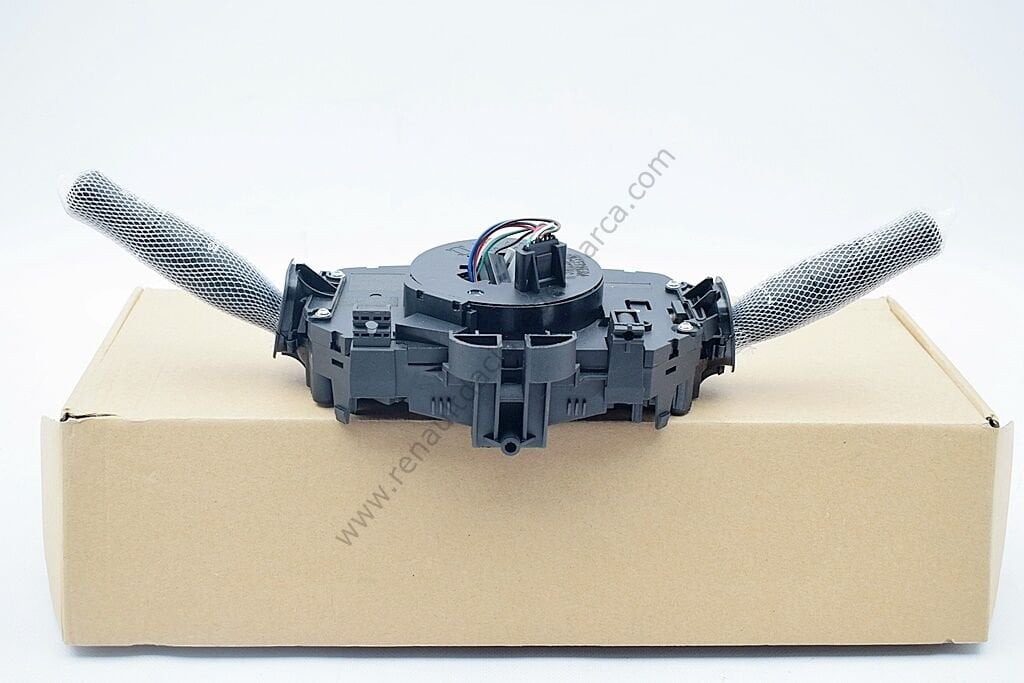 Megane 2 Direksiyon Sargı İkaz Kol Grubu 8200216465