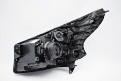 Renault Trafic 3 Sağ Ön Far-260101161R