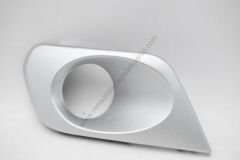 Sandero Stepway Sis Farı Çerçevesi (Kapağı) Sağ Gri