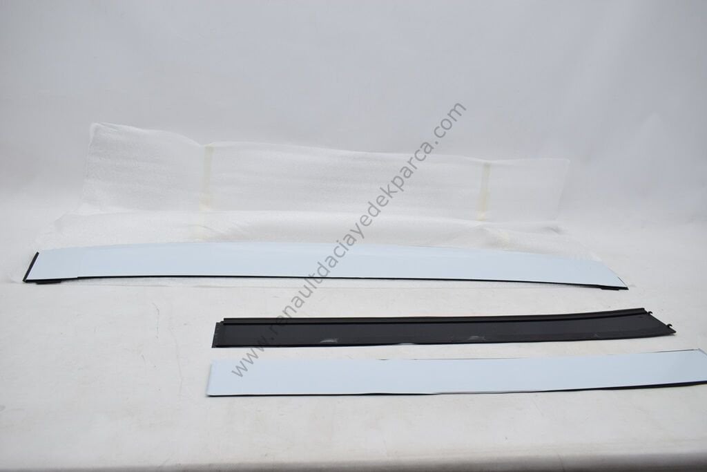 Renault Megane 4 Açılır Tavan Çıta Takımı 738520848R