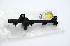 Clio Kangoo Enjektör Tevzi (Yakıt) Borusu