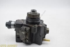 Laguna 3 Trafic Qashqai Xtrail Mazot Pompası 8201045496