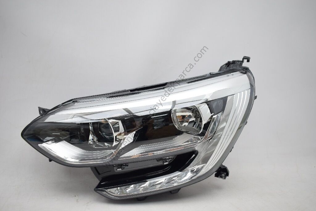 Renault Megane 4 Sol Ön Far Altı Ledli-260605154R