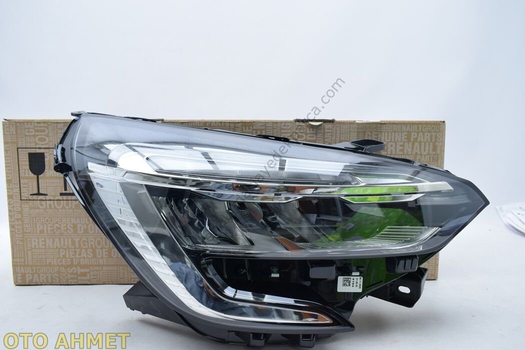 Renault Clio 5 Sağ Ön Far 260103814R