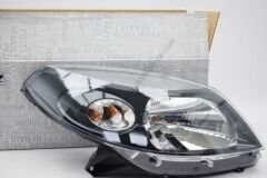 Dacia Sandero Stepway Sağ Ön Far İçi Siyah