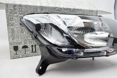 Dacia Sandero Sağ Far Komple 2013-