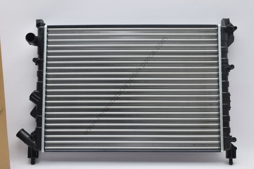 Renault Laguna Motor Su Radyatörü