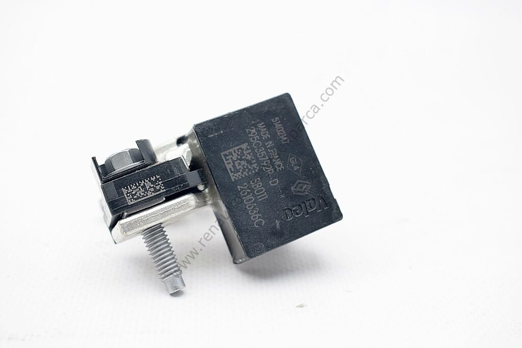 Enerji Yönetim Kaptörü (Akü Sigortası) Renault Clio 4 Captur