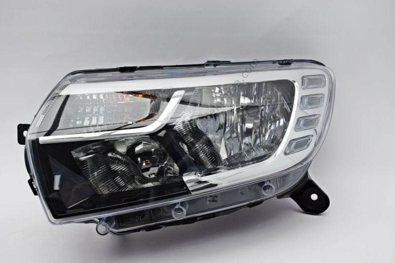 Dacia Sandero Logan Ön Far Ledli 260604218R Sol