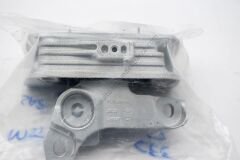 Renault Master 3 2300 Dci Motor Takozu Sağ 112108180R