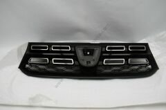 Dacia Sandero 2 Ön Panjur Makyajlı Kasa 2016