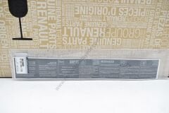 Ön Panel Etiketi Yazısı Clio Megane