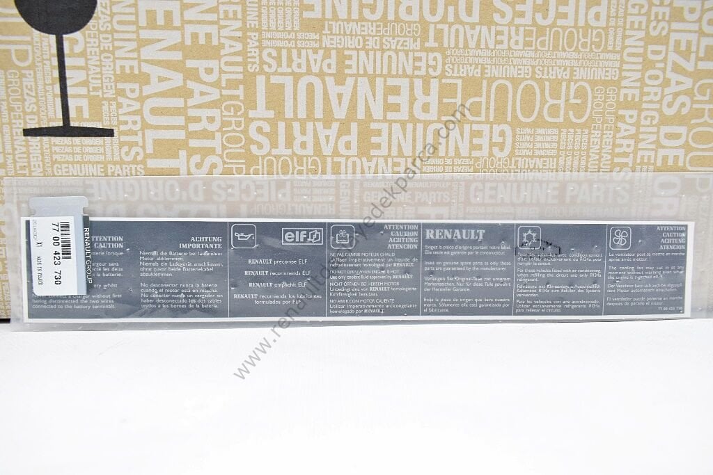 Ön Panel Etiketi Yazısı Clio Megane