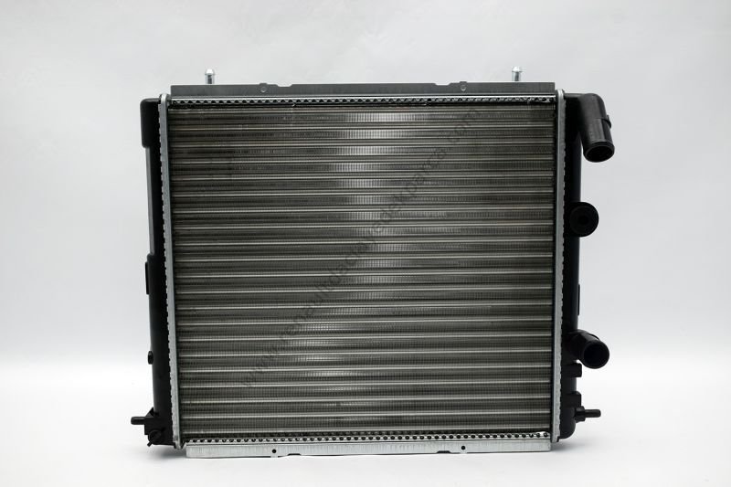 Renault 19 Su Radyatörü Soldan Borulu
