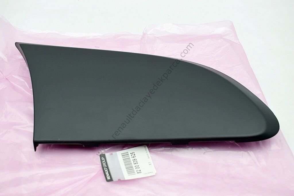 Renault Kangoo 3 Maxı Arka Çamurluk Bandı