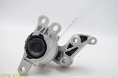 Kadjar 1,6 Dizel Motor Takozu Sağ 112104BE0B-112114BA0A