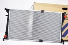 Renault Trafic Motor Su Radyatörü 2000 Dizel M9r Motor