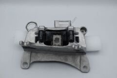 Renault Fluence Megane 3 Motor Takozu Sol