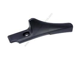 Dacia Sandero Ön Cam Izgara Parçası Sol ( Kulağı )