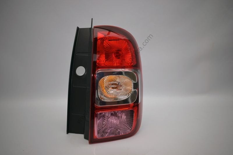 Sağ Arka Stop Dacia Duster 2014-