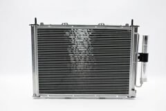 Renault Kangoo Motor Su Radyatörü Klima İle Birleşik