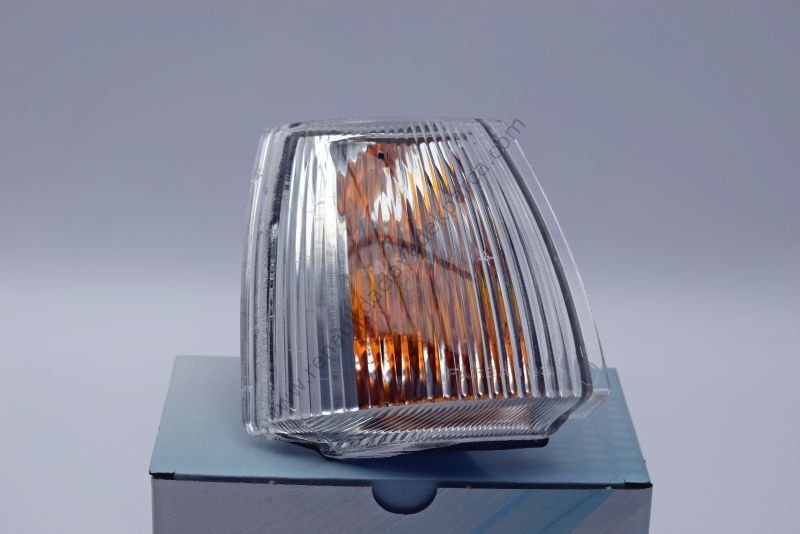 Renault 9 Ön Sinyal Yeni Model Sağ 1997