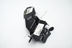 Renault Clio 4 Ön Çamurluk Bağlantı Ayağı Sağ