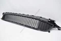 Ön Tampon Orta Izgarası Renault Trafic 3