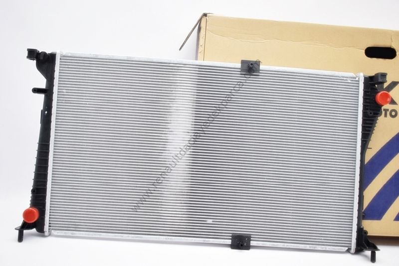 Renault Trafic Motor Su Radyatörü 2000 Dizel M9r Motor