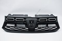 Dacia Sandero 2 Ön Panjur Makyajlı Kasa 2016