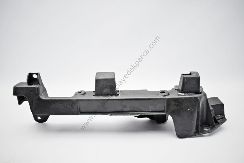 Kangoo Ön Çamurluk Bağlantı Sportu Sağ 631226477R