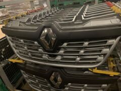 Renault Master Ön Panjur Yeni Model