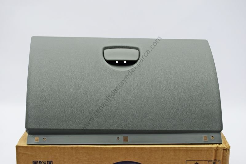 Clio Symbol Thalia Torpido Kapağı