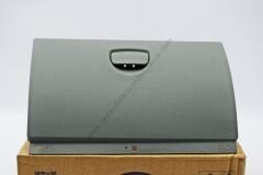 Clio Symbol Thalia Torpido Kapağı